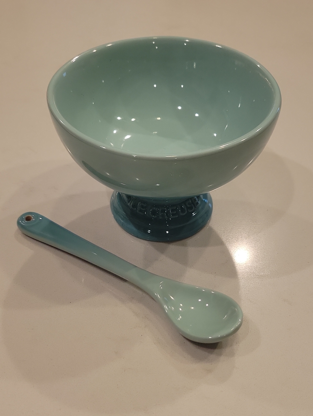 Le Creuset Cool Mint Pedestal Bowl With Matching Cafe Spoon